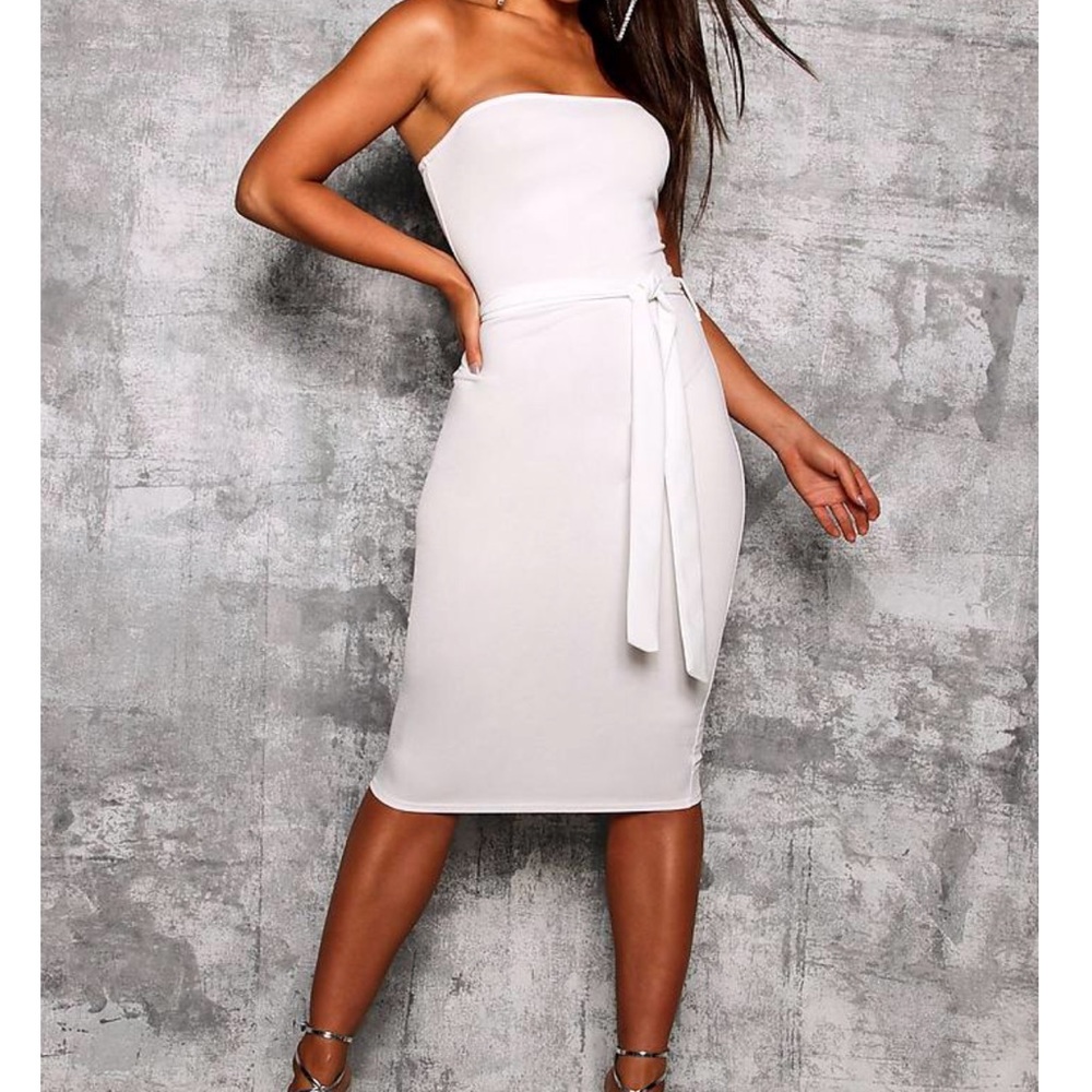 🚫SOLD🚫 Midi White dress